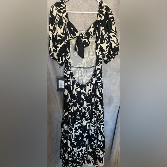 Who What Wear Women’s XL Dress - Picture 2 of 4